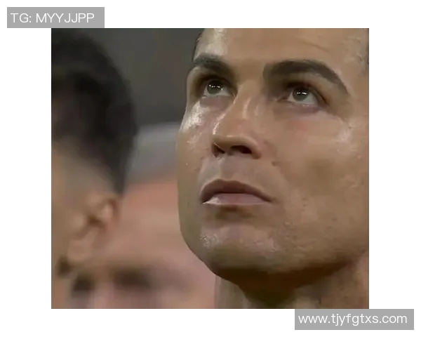 追随球星足迹探索足球传奇的辉煌历程与个人成就 追随球星足迹探索足球传奇的辉煌历程与个人成就