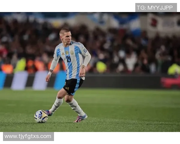 当前阿根廷足球明星阵容解析 这些球员代表着阿根廷的未来与辉煌 当前阿根廷足球明星阵容解析 这些球员代表着阿根廷的未来与辉煌